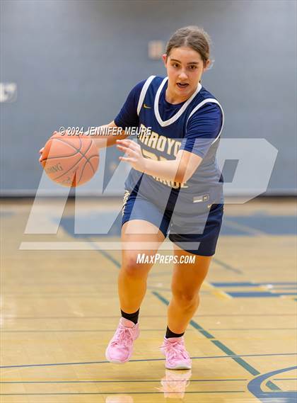 Thumbnail 2 in Arroyo Grande vs. Aragon photogallery.