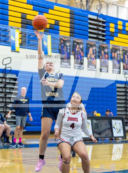 Thumbnail 2 in Arroyo Grande vs. Aragon photogallery.