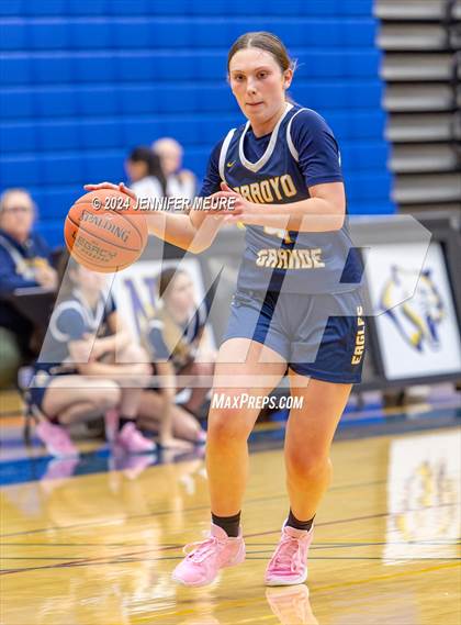 Thumbnail 3 in Arroyo Grande vs. Aragon photogallery.