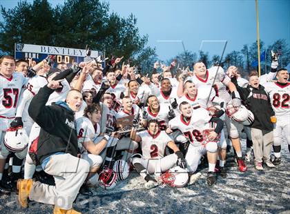 Thumbnail 3 in Mansfield vs. Reading Memorial (MIAA Division 2 East Final) photogallery.