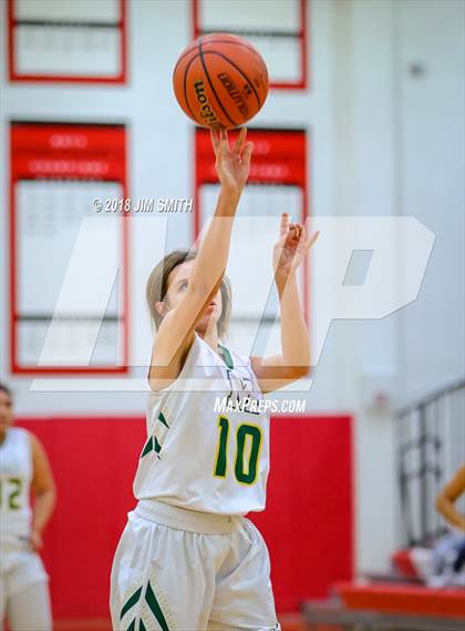 Thumbnail 1 in Hope Christian vs. Mayfield (Albuquerque Academy Joe Armijo Basketball Classic) photogallery.