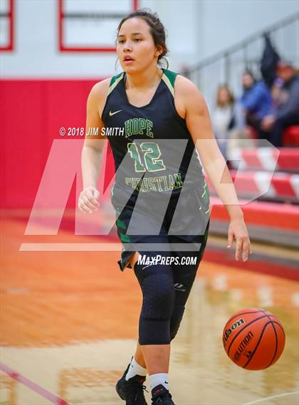 Thumbnail 3 in Hope Christian vs. Mayfield (Albuquerque Academy Joe Armijo Basketball Classic) photogallery.