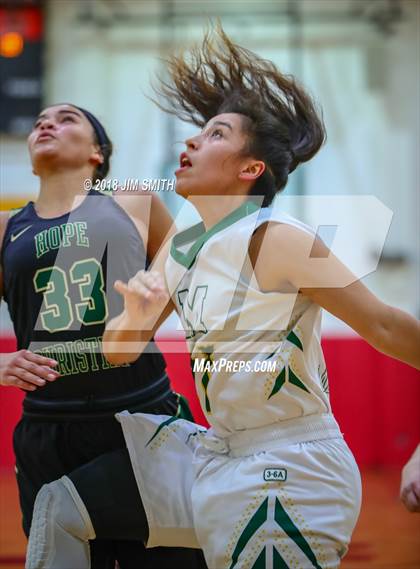 Thumbnail 2 in Hope Christian vs. Mayfield (Albuquerque Academy Joe Armijo Basketball Classic) photogallery.