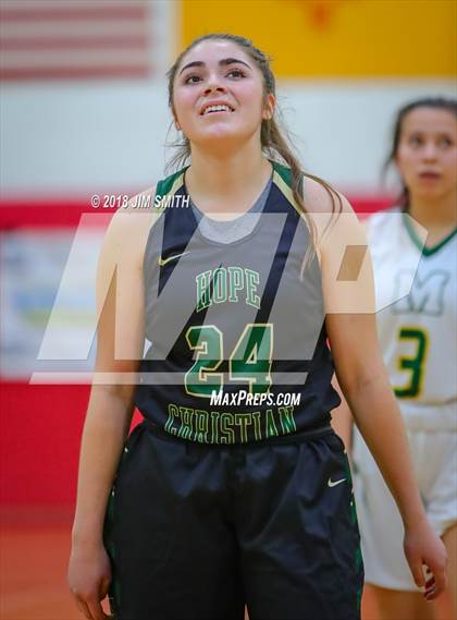 Thumbnail 1 in Hope Christian vs. Mayfield (Albuquerque Academy Joe Armijo Basketball Classic) photogallery.