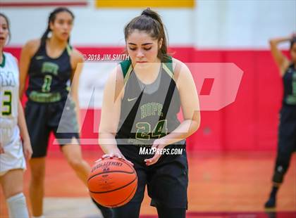 Thumbnail 3 in Hope Christian vs. Mayfield (Albuquerque Academy Joe Armijo Basketball Classic) photogallery.