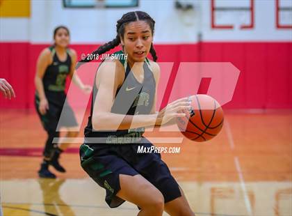 Thumbnail 2 in Hope Christian vs. Mayfield (Albuquerque Academy Joe Armijo Basketball Classic) photogallery.