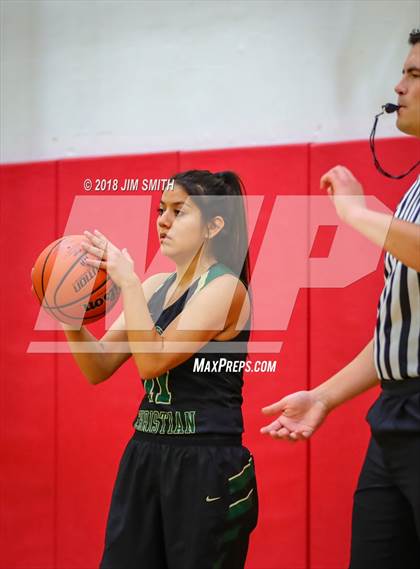 Thumbnail 3 in Hope Christian vs. Mayfield (Albuquerque Academy Joe Armijo Basketball Classic) photogallery.
