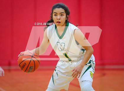 Thumbnail 2 in Hope Christian vs. Mayfield (Albuquerque Academy Joe Armijo Basketball Classic) photogallery.