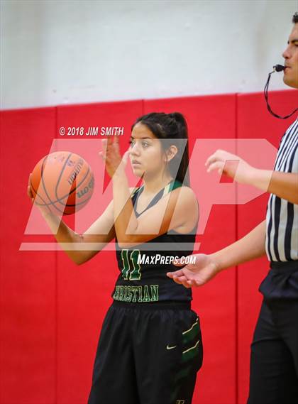 Thumbnail 2 in Hope Christian vs. Mayfield (Albuquerque Academy Joe Armijo Basketball Classic) photogallery.