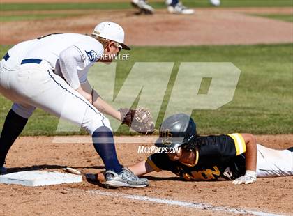 Thumbnail 1 in Summit Academy vs. Union (UHSAA 3A Semifinal) photogallery.