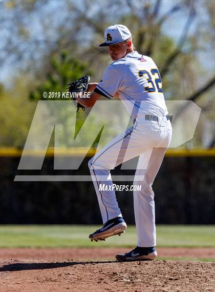 Thumbnail 1 in Summit Academy vs. Union (UHSAA 3A Semifinal) photogallery.