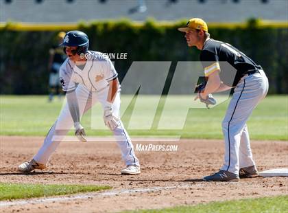 Thumbnail 2 in Summit Academy vs. Union (UHSAA 3A Semifinal) photogallery.