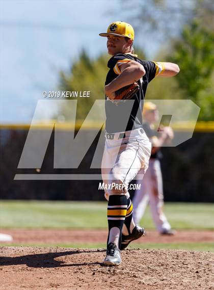 Thumbnail 3 in Summit Academy vs. Union (UHSAA 3A Semifinal) photogallery.