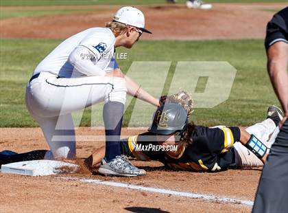 Thumbnail 1 in Summit Academy vs. Union (UHSAA 3A Semifinal) photogallery.