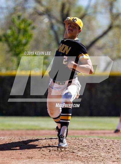 Thumbnail 2 in Summit Academy vs. Union (UHSAA 3A Semifinal) photogallery.