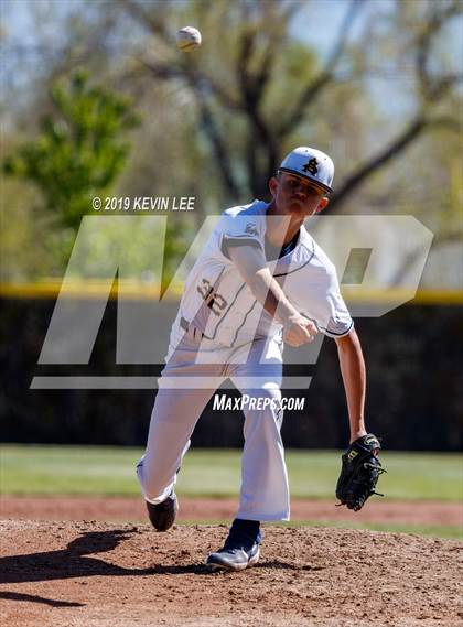 Thumbnail 2 in Summit Academy vs. Union (UHSAA 3A Semifinal) photogallery.