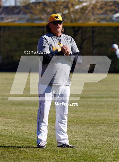 Thumbnail 1 in Summit Academy vs. Union (UHSAA 3A Semifinal) photogallery.