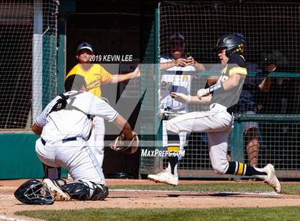 Thumbnail 1 in Summit Academy vs. Union (UHSAA 3A Semifinal) photogallery.