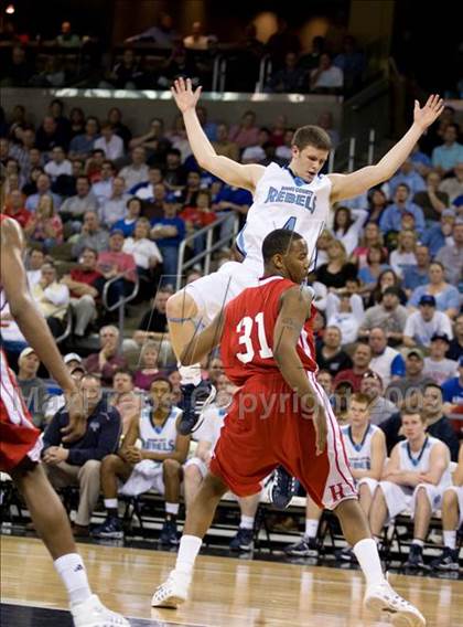Thumbnail 1 in Boone County vs. Holmes (Ninth Region Championship) photogallery.