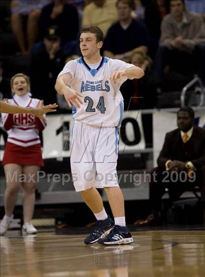 Thumbnail 3 in Boone County vs. Holmes (Ninth Region Championship) photogallery.