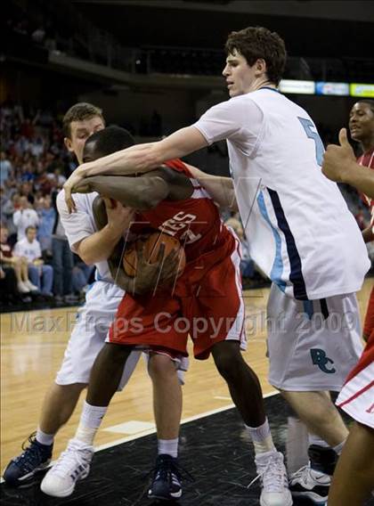 Thumbnail 1 in Boone County vs. Holmes (Ninth Region Championship) photogallery.