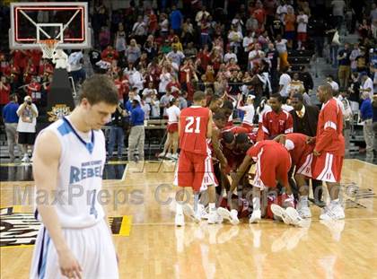 Thumbnail 1 in Boone County vs. Holmes (Ninth Region Championship) photogallery.