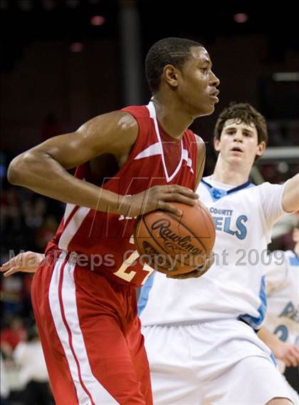 Thumbnail 3 in Boone County vs. Holmes (Ninth Region Championship) photogallery.