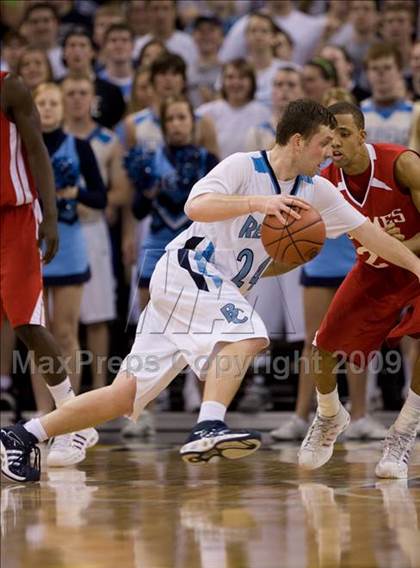Thumbnail 2 in Boone County vs. Holmes (Ninth Region Championship) photogallery.