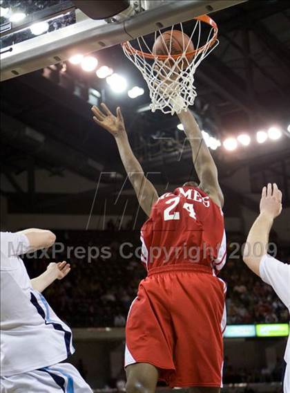Thumbnail 3 in Boone County vs. Holmes (Ninth Region Championship) photogallery.