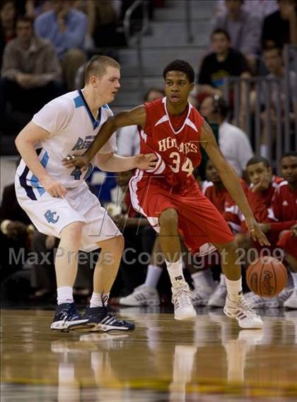 Thumbnail 2 in Boone County vs. Holmes (Ninth Region Championship) photogallery.