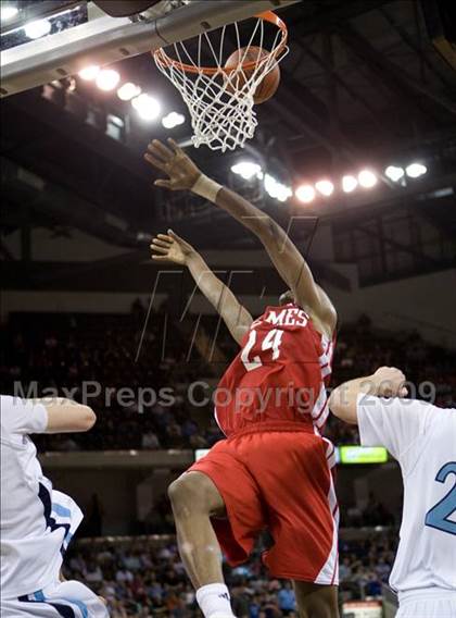 Thumbnail 1 in Boone County vs. Holmes (Ninth Region Championship) photogallery.