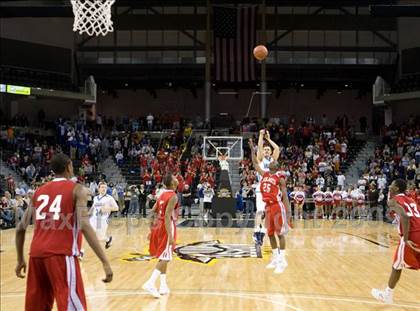 Thumbnail 2 in Boone County vs. Holmes (Ninth Region Championship) photogallery.