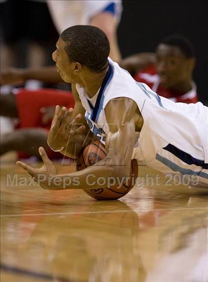 Thumbnail 2 in Boone County vs. Holmes (Ninth Region Championship) photogallery.