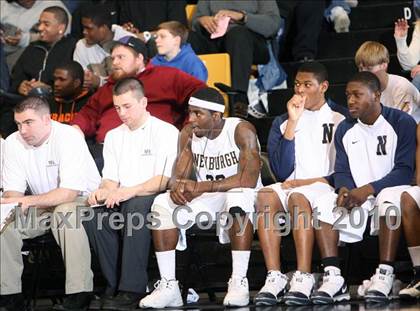 Thumbnail 2 in Mt. Vernon vs. Newburgh Free Academy (Class AA Regional Final) photogallery.
