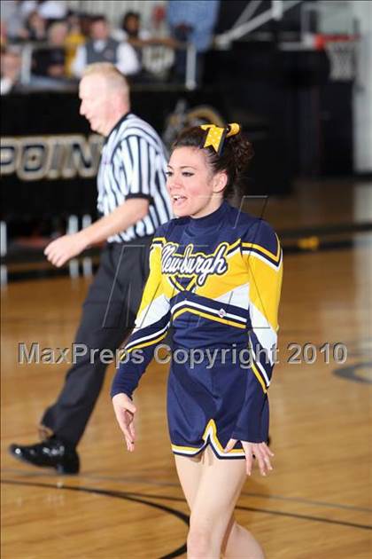 Thumbnail 3 in Mt. Vernon vs. Newburgh Free Academy (Class AA Regional Final) photogallery.