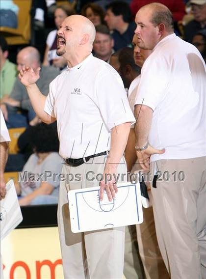 Thumbnail 2 in Mt. Vernon vs. Newburgh Free Academy (Class AA Regional Final) photogallery.