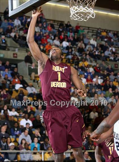 Thumbnail 1 in Mt. Vernon vs. Newburgh Free Academy (Class AA Regional Final) photogallery.