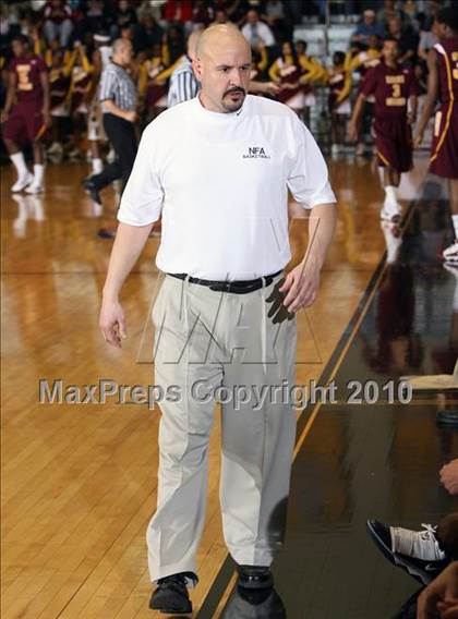 Thumbnail 1 in Mt. Vernon vs. Newburgh Free Academy (Class AA Regional Final) photogallery.
