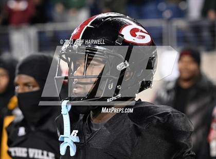 Thumbnail 2 in Archbishop Alter vs. Glenville (OHSAA D4 Final) photogallery.