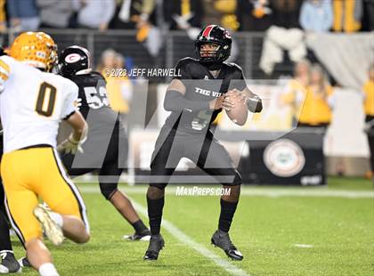 Thumbnail 2 in Archbishop Alter vs. Glenville (OHSAA D4 Final) photogallery.