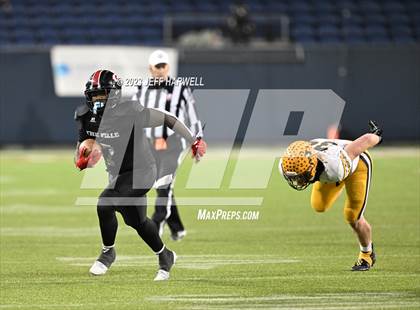 Thumbnail 1 in Archbishop Alter vs. Glenville (OHSAA D4 Final) photogallery.