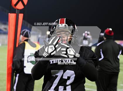 Thumbnail 3 in Archbishop Alter vs. Glenville (OHSAA D4 Final) photogallery.