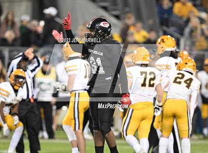 Thumbnail 2 in Archbishop Alter vs. Glenville (OHSAA D4 Final) photogallery.
