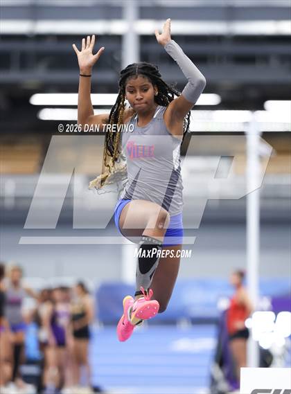 Thumbnail 3 in Beach District Meet #2 (Long Jump) photogallery.