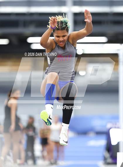 Thumbnail 1 in Beach District Meet #2 (Long Jump) photogallery.