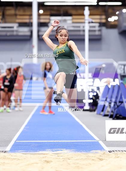 Thumbnail 1 in Beach District Meet #2 (Long Jump) photogallery.