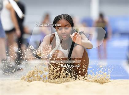 Thumbnail 3 in Beach District Meet #2 (Long Jump) photogallery.