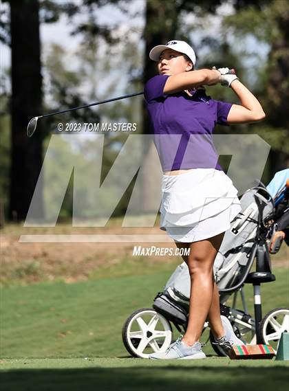 Thumbnail 2 in Carmel Invitational photogallery.