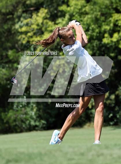 Thumbnail 2 in Carmel Invitational photogallery.