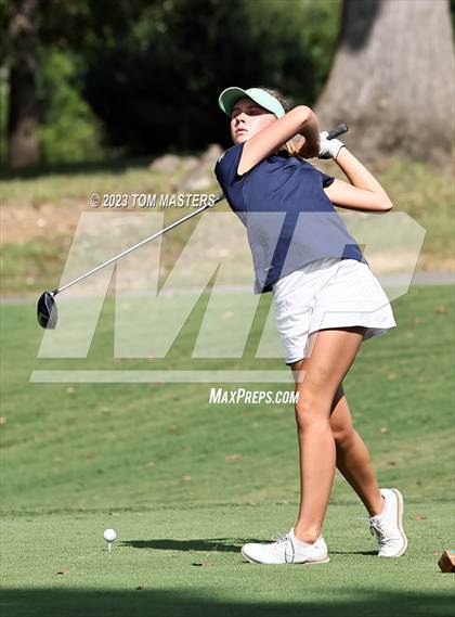 Thumbnail 2 in Carmel Invitational photogallery.